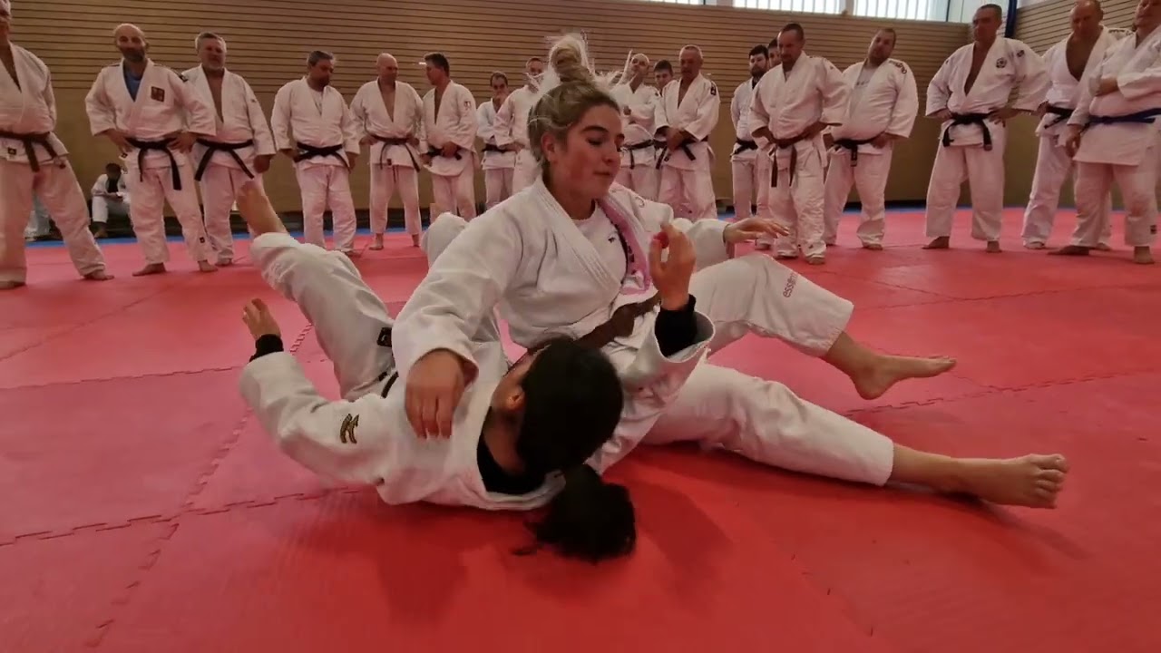 Seminář Praha 3.12.2023 - Miyu Uchido, ne-waza