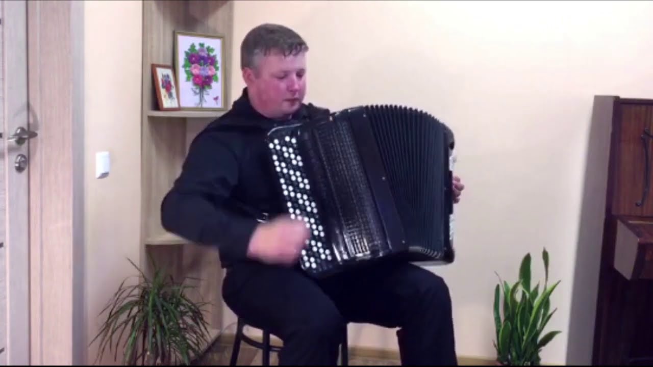 V. Novikov Paraphrase on Ukrainian Folk Song ACCORDION- hrustevich