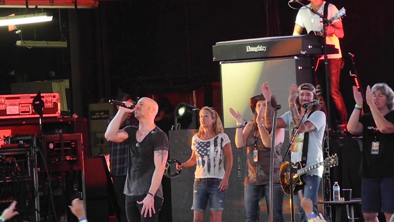 2014 06 19 Daughtry - Long Live Rock And Roll