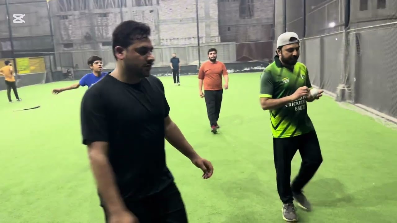 Match5 Outclass Batting by Awais against salman11 … target 🎯 to chase 75