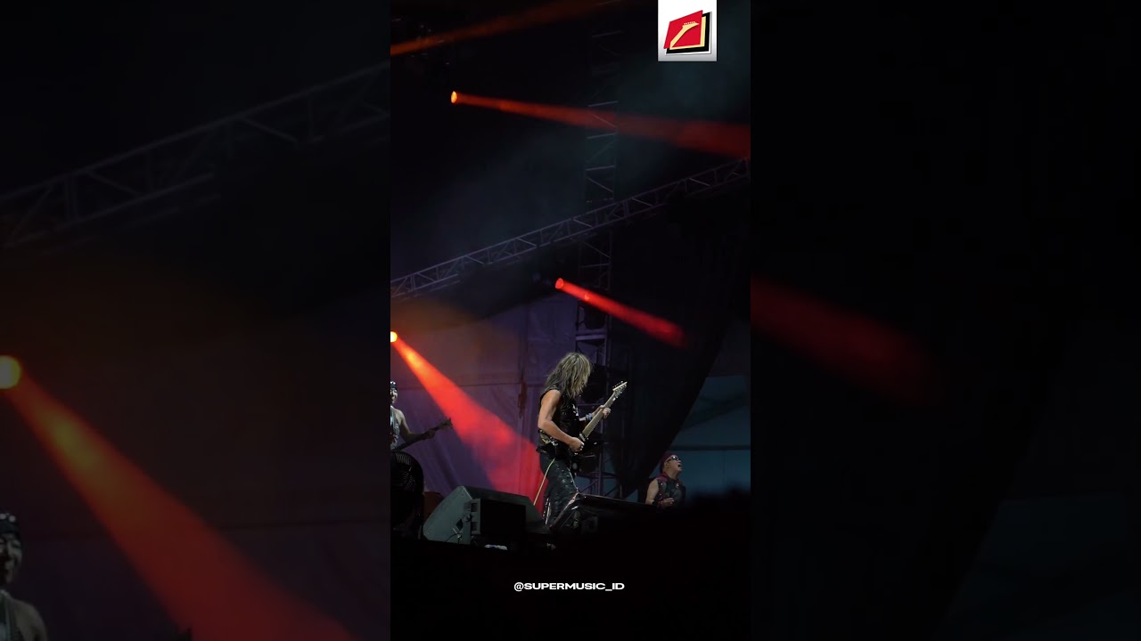 Superfriends siapa sih yang ga tau AKIRA TAKASAKI yang udah getarin panggung JOGJAROCKARTA.