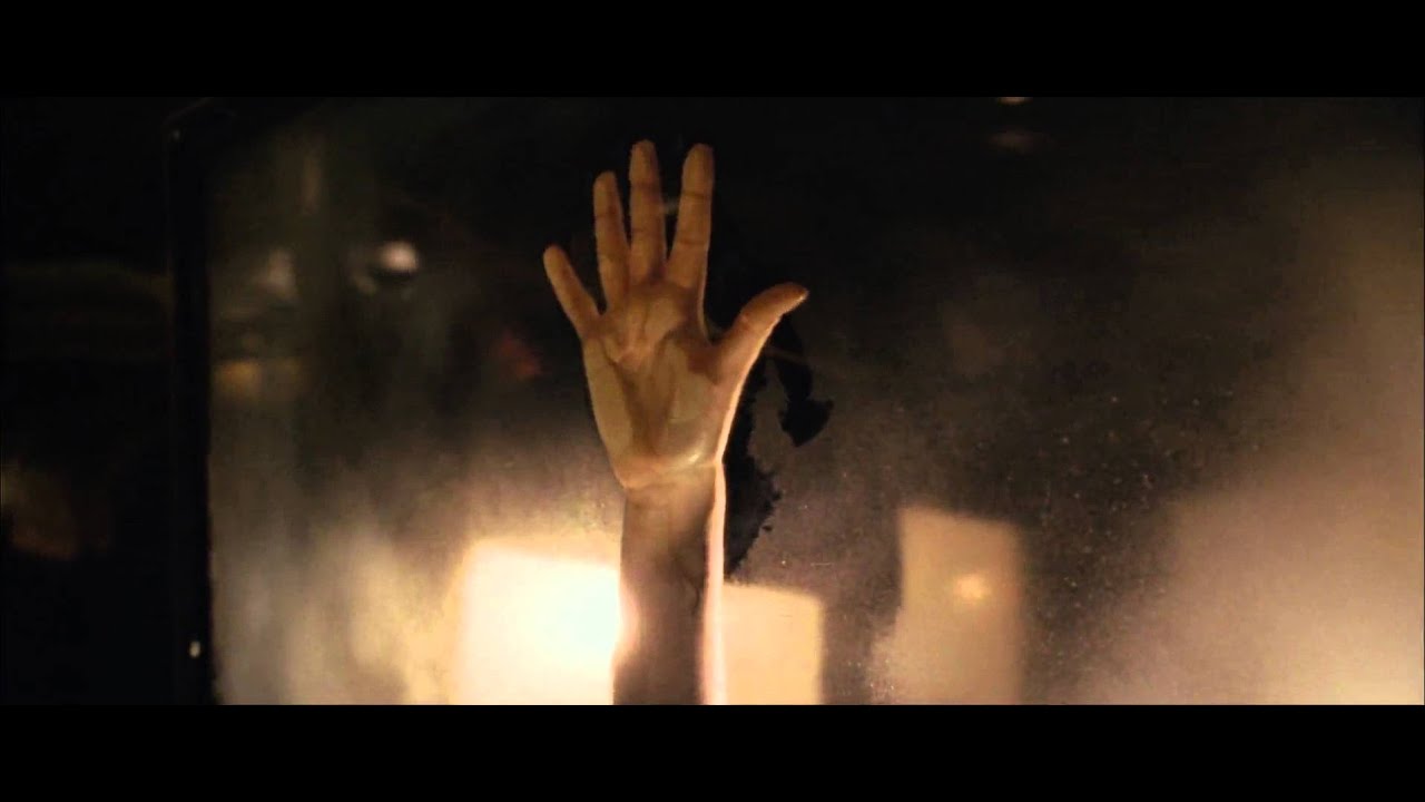 Titanic Hand windows Scene