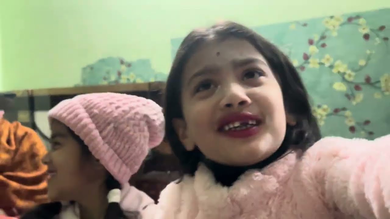 Aj to  makeup  hi makeup ho rha 🤭🤭