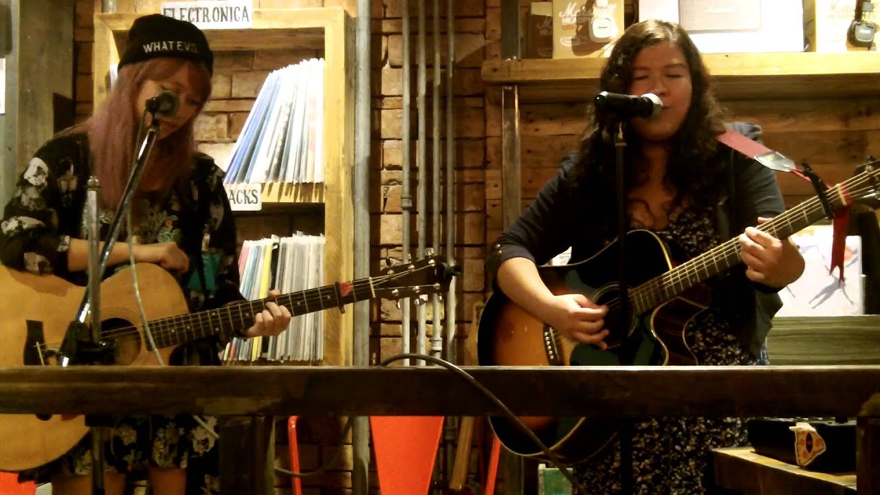 Reese and Vica - Interlude (Live at Satchmi Store)