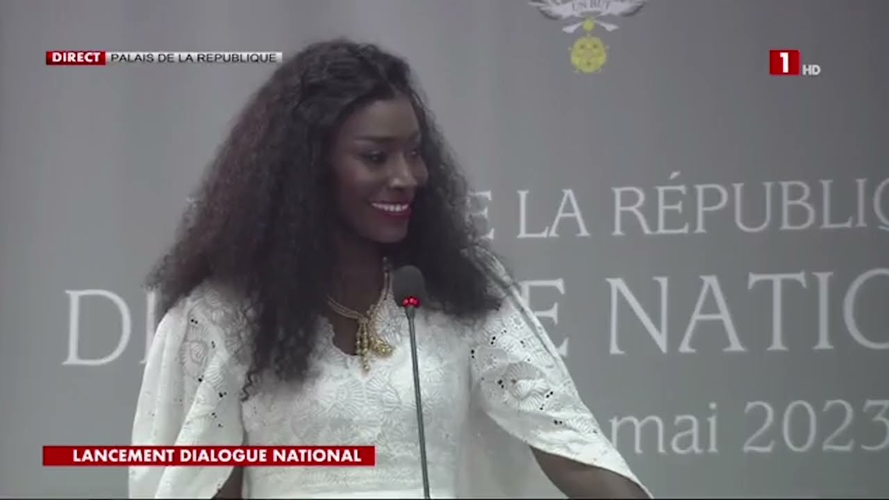 COUMBA GAWLO:INVITE PAR LE PR MACKY SALL AU DIALOGUE NATIONAL, ELLE FAIT UNE PERTINENTE INTERVENTION