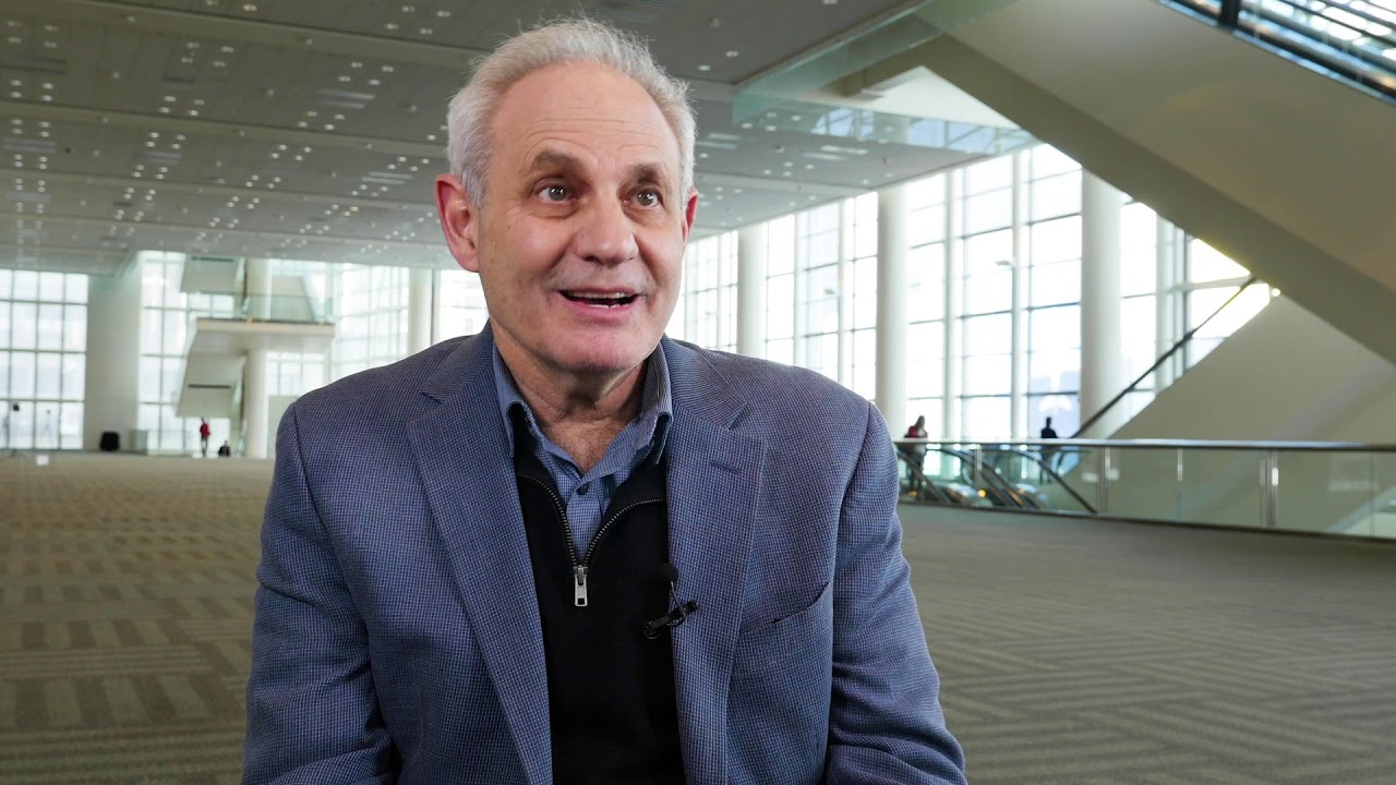 Combined blockade of VEGF and PD-1 signaling in RCC