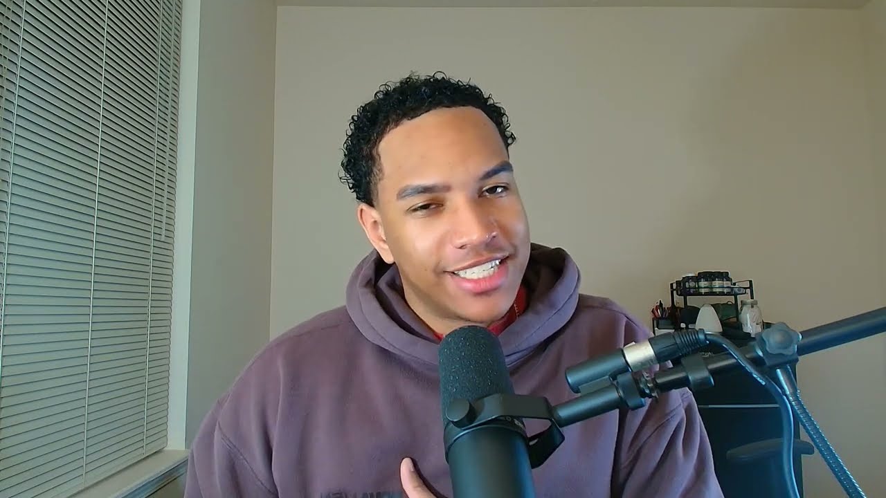 Как плавно перейти к первому поцелую (метод для начинающих)