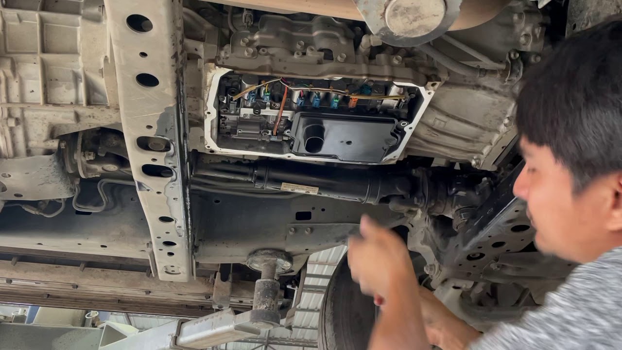 เปิดอ่างเกียร์ เปลี่ยนกรองเกียร์ toyota fortuner