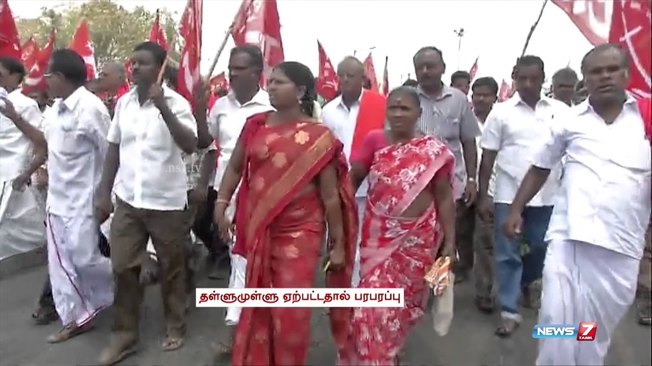 Mekadatu dam row: Hundreds of farmers block train in Trichy
