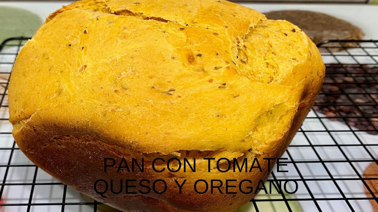PAN CON TOMATE QUESO Y OREGANO EN PANIFICADORA CECOTEC!!