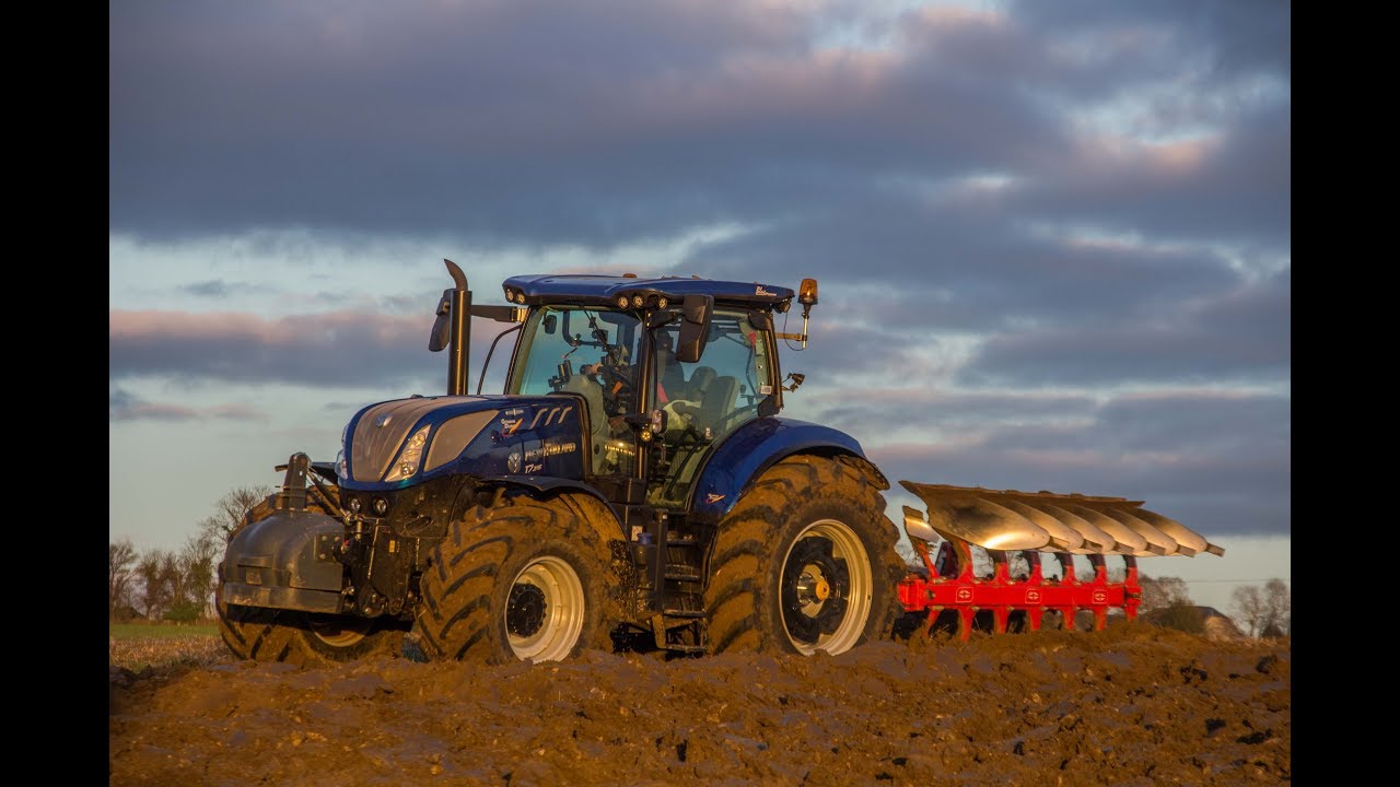 Labour d'hiver en T7.245 Blue Power!