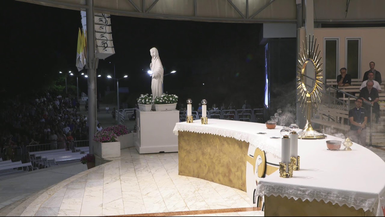 Sledujte večerný modlitbový program z kostola sv. Jakuba v Medžugorí