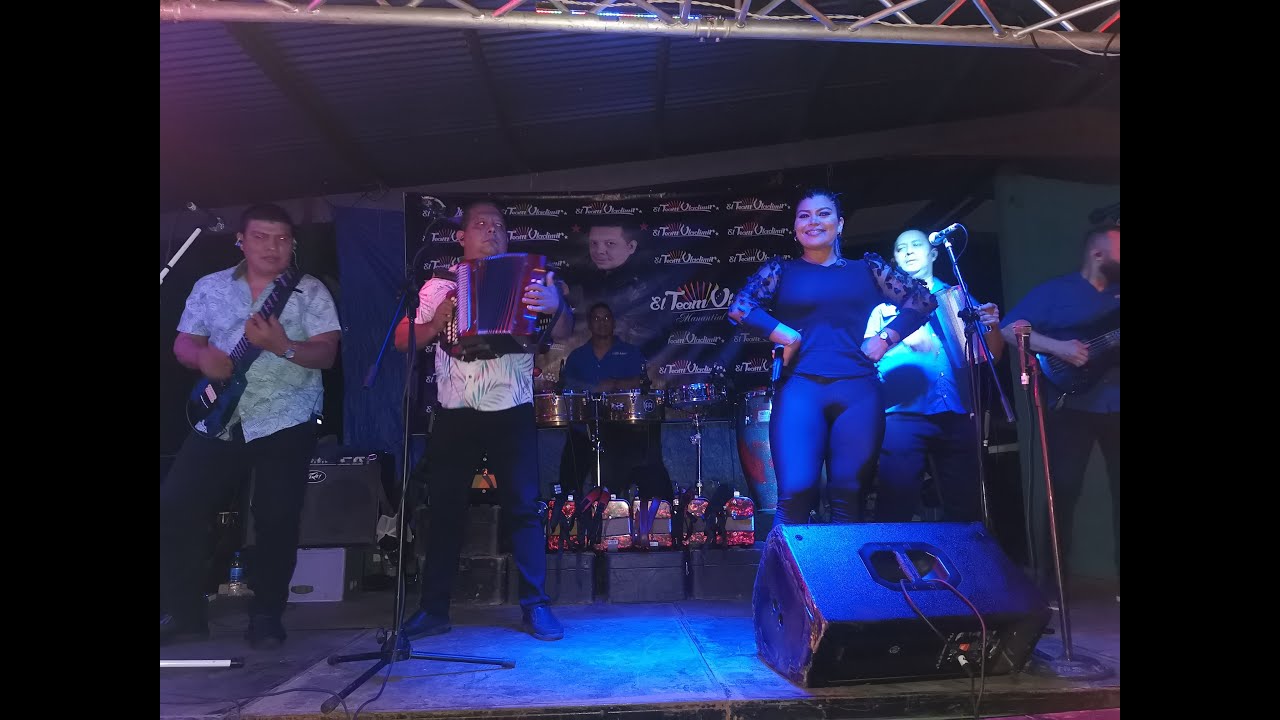 Vladimir Atencio - Solo un Adiós (Recuerdo) En Vivo | Festival 1540