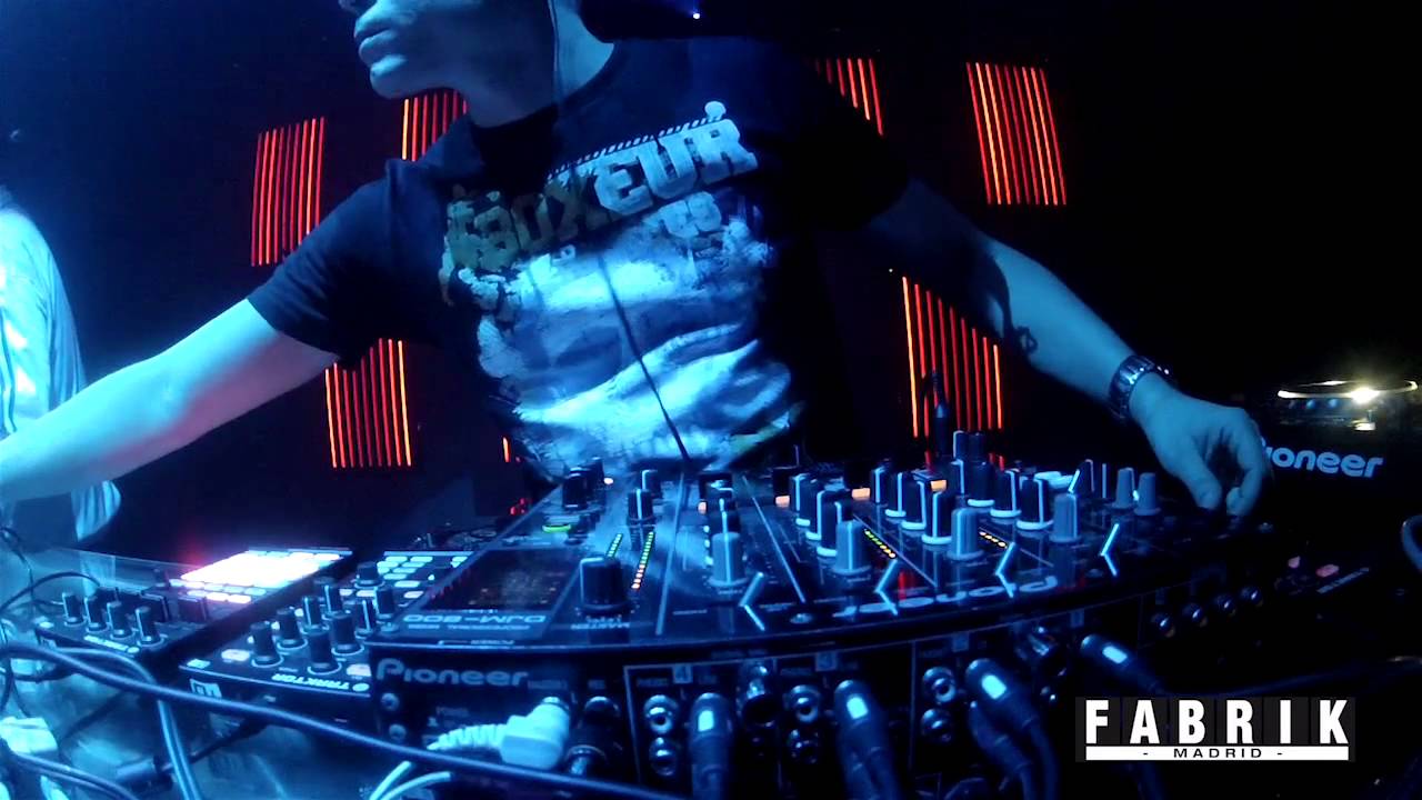 Videoset: Cesar Almena code.