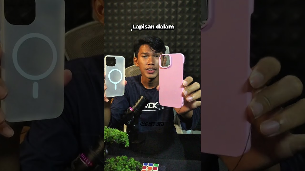 Case iPhone desain double case bahan lembut di tangan 
