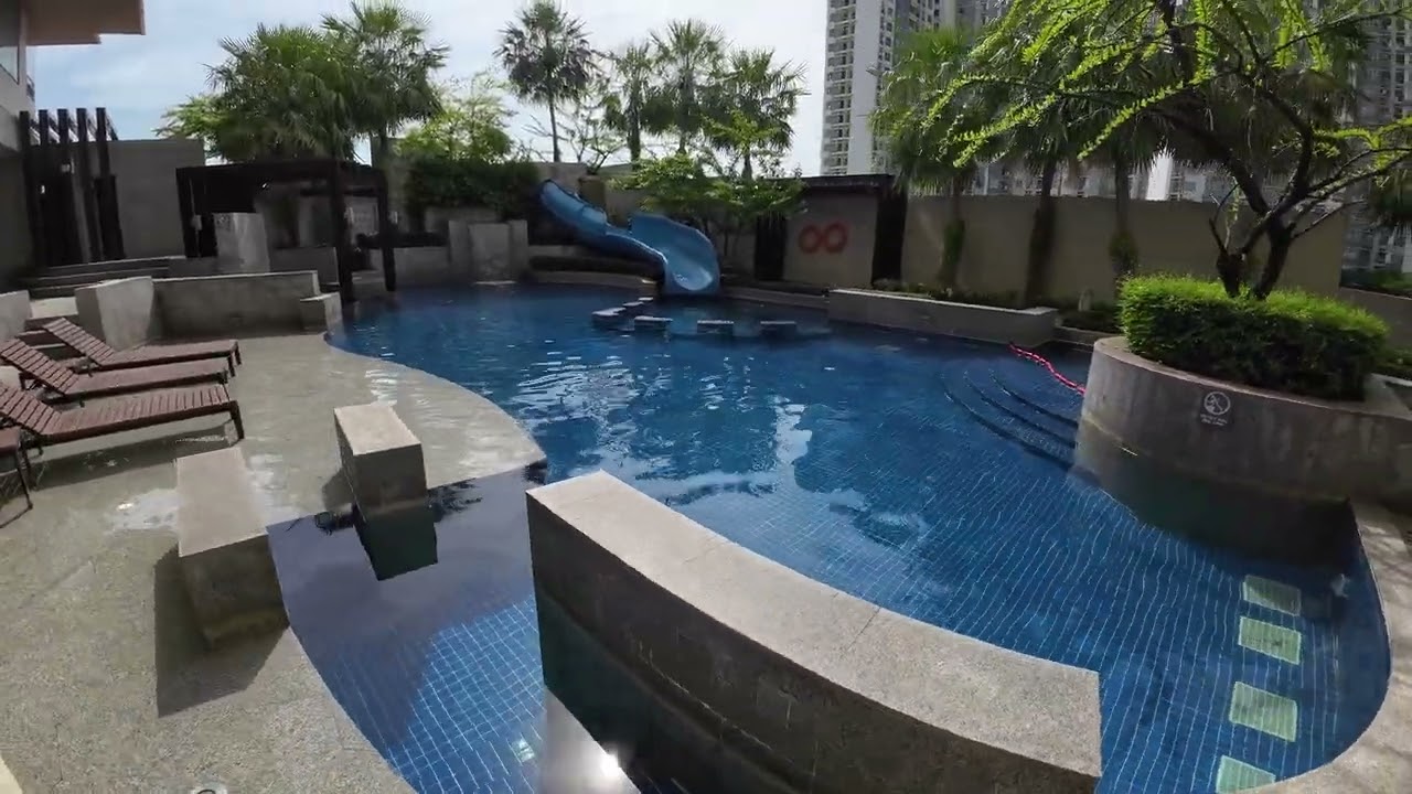 Best Value Bangkok Hotel Jasmine Residence pool and gym walk around Tour #Bangkok #Thailand #travel