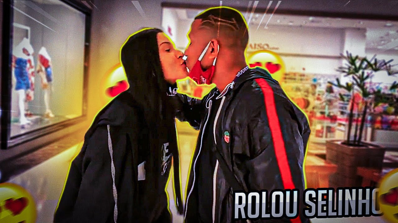 O BETO BEIJOU A BAIANA