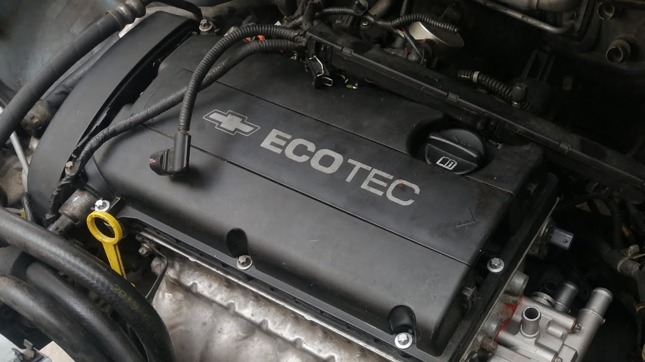 CAMBIO DE VÁLVULA PCV ROTA Y JUNTA EN TAPA DE PUNTERÍAS DE CHEVROLET SONIC POR FUGA DE VACÍO