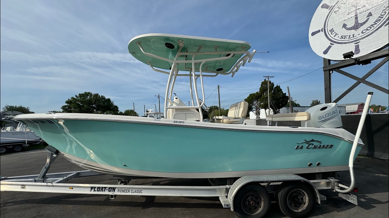2020 Sea Chaser 22 HFC W/ 200 HP Suzuki (80 Hrs!!)