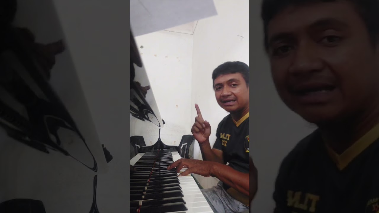 Ordinarium Misa Santa Maria - SANCTUS  (Alto, tenor, bass)