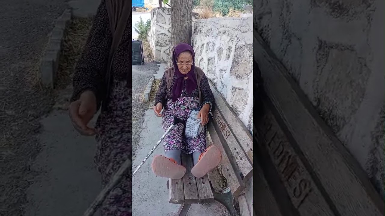 Teyzem Serilmiş Dinleniyor