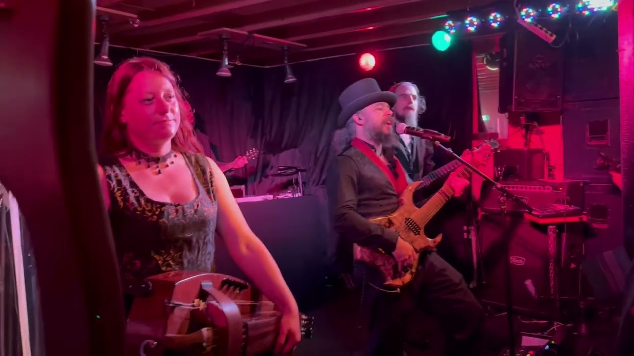 Ball Noir @  Folkbal Nijmegen (mei 2024) ‐ 02 - Wals