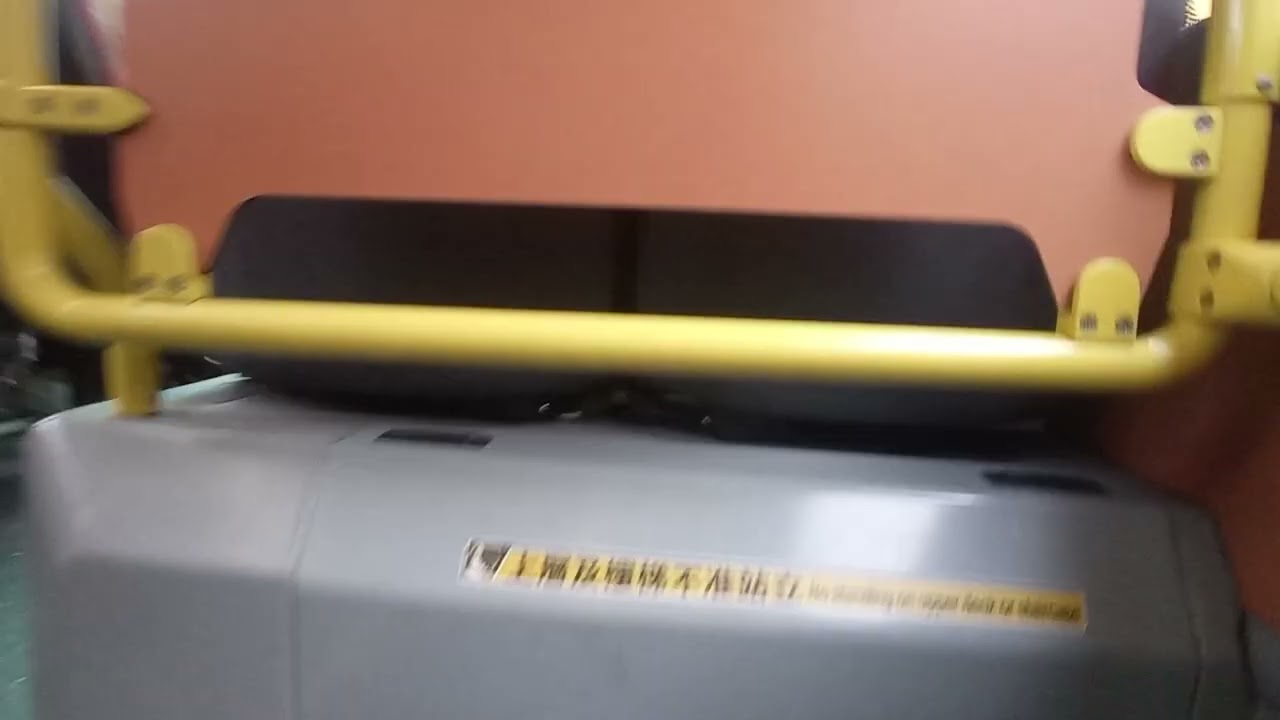 KMB K AVBWU792 VM3345@93K落車門開關過程及觀塘游泳池報站