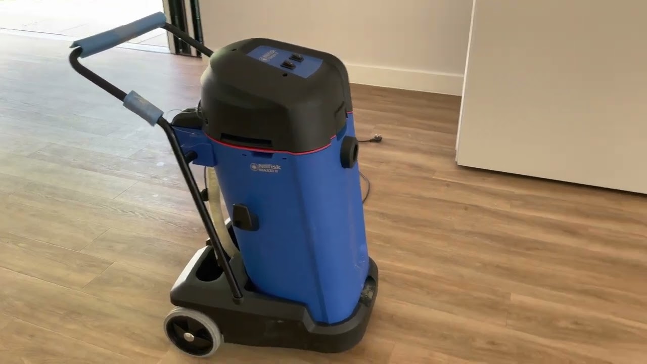 Village Hall Floor - Reclean - Dr Schutz - PU Cleaner