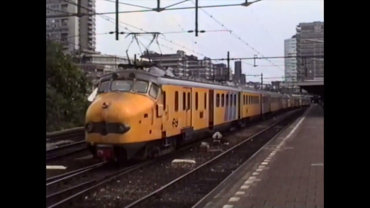 Netherlands Railways 1991 - Trains at Utrecht Central Station, Part 2