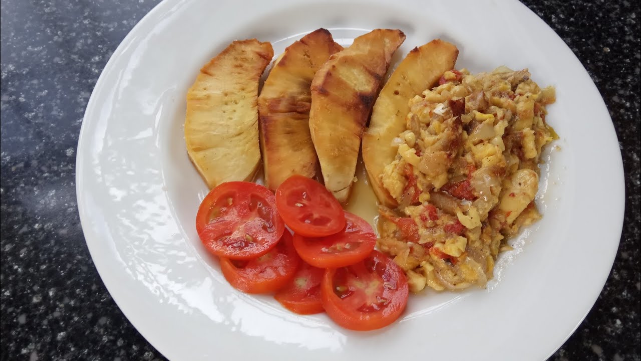 Breakfast: Ackee and saltfish|| Vlogmas #4 & #5