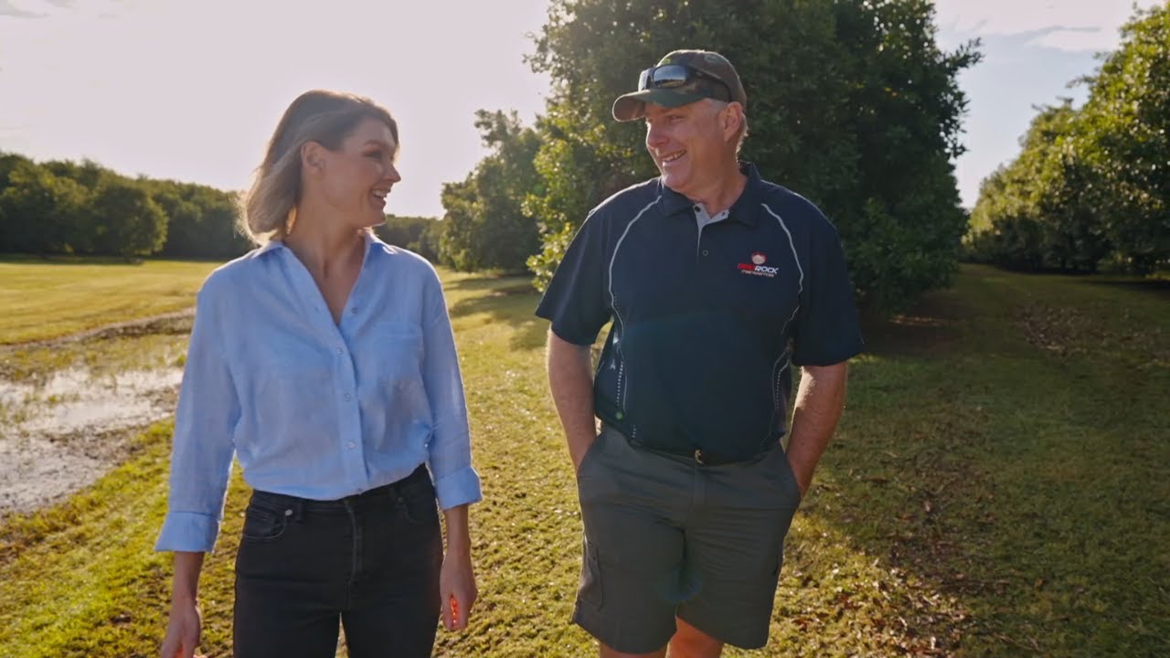 Ep 39 - Red Rock Macadamias - Macadamia & Prawn Salad