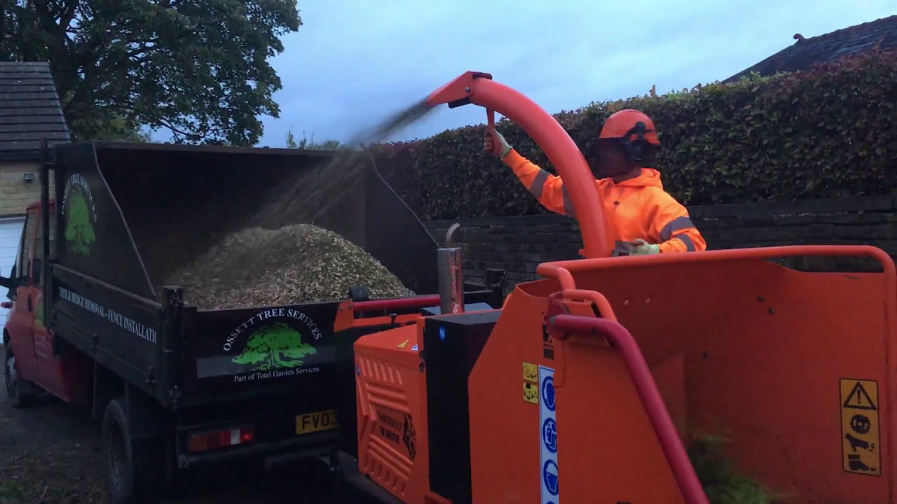 TIMBERWOLF TW 280 TFTR AT WORK