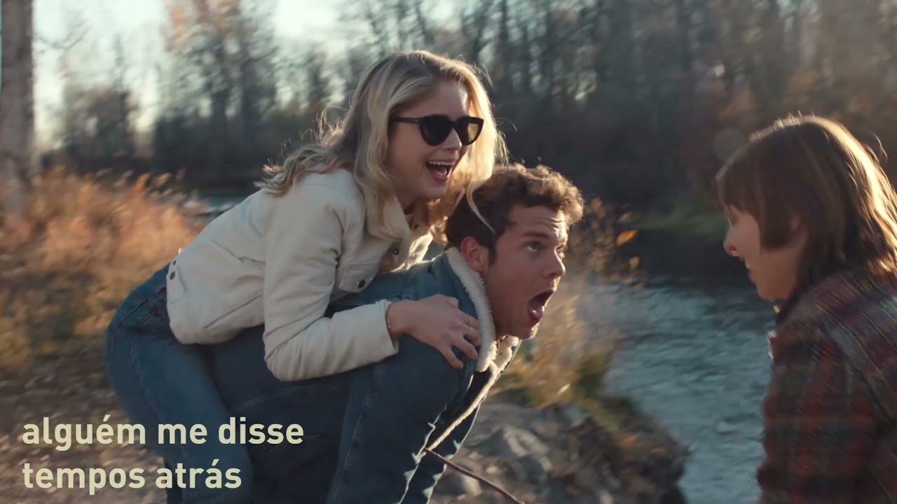 Creedence Clearwater Revival - Have You Ever Seen The Rain (Vídeo com letra em Português)