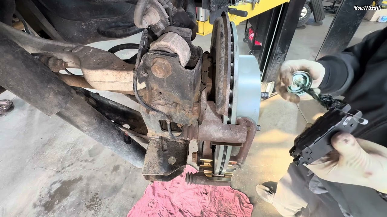 DIY 2013 Nissan Rouge Rear Brakes Replacement #brakesystem