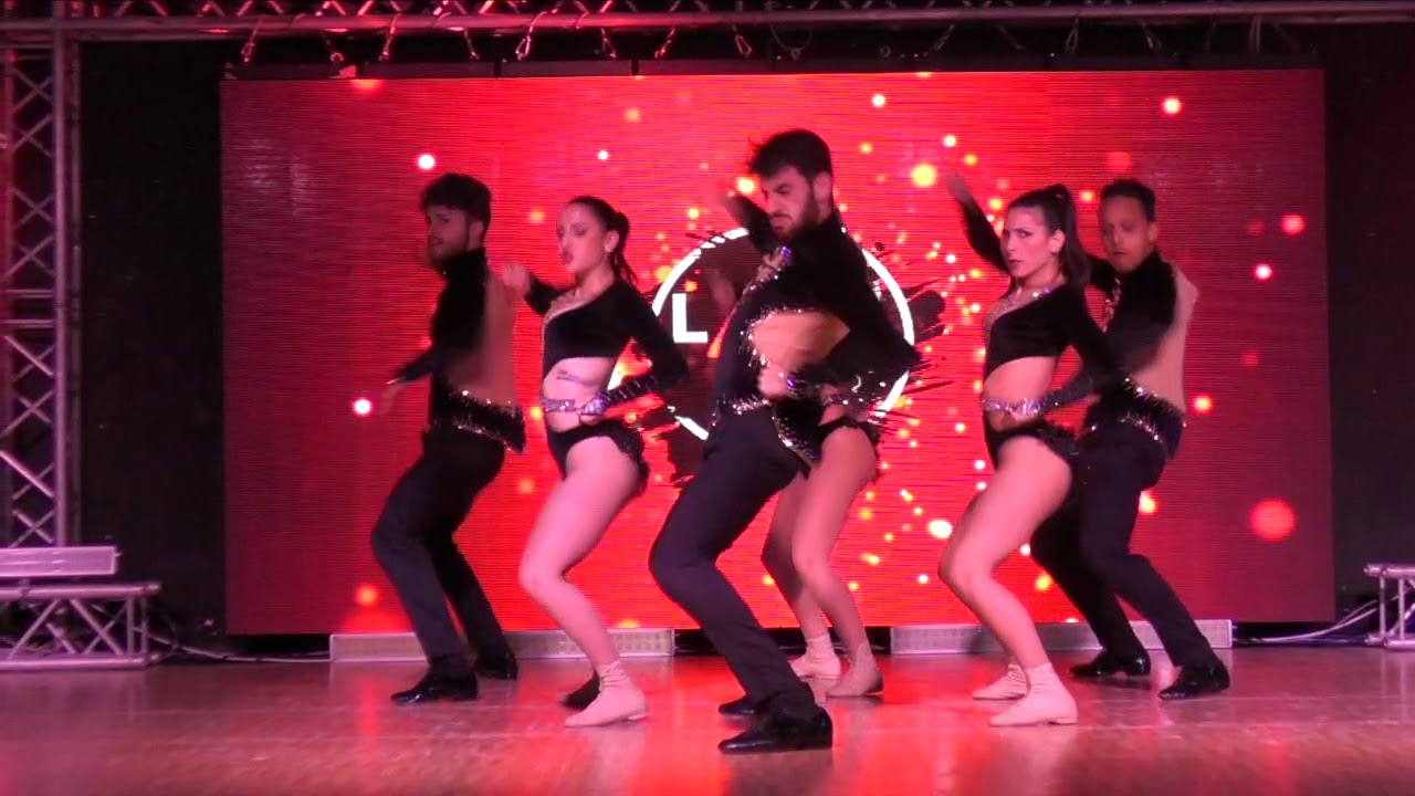 SALSA CREW
