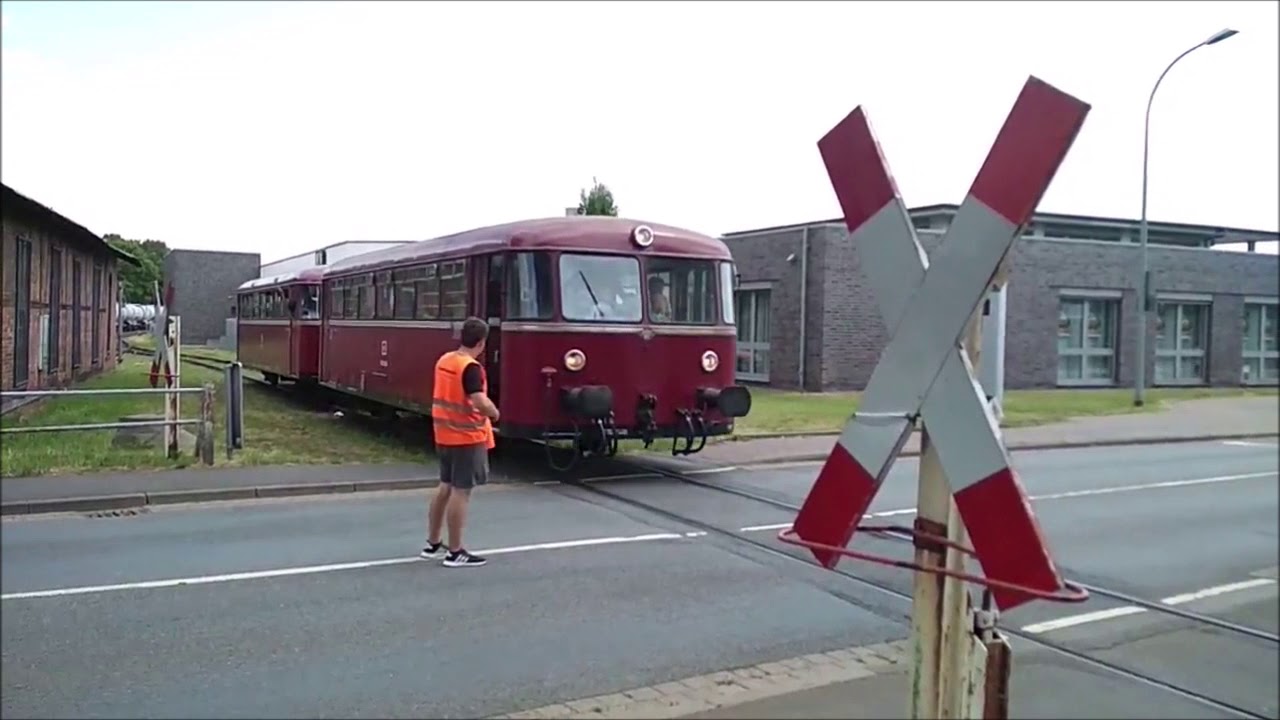 Uerdinger Schienenbus VT 796 in Rinteln