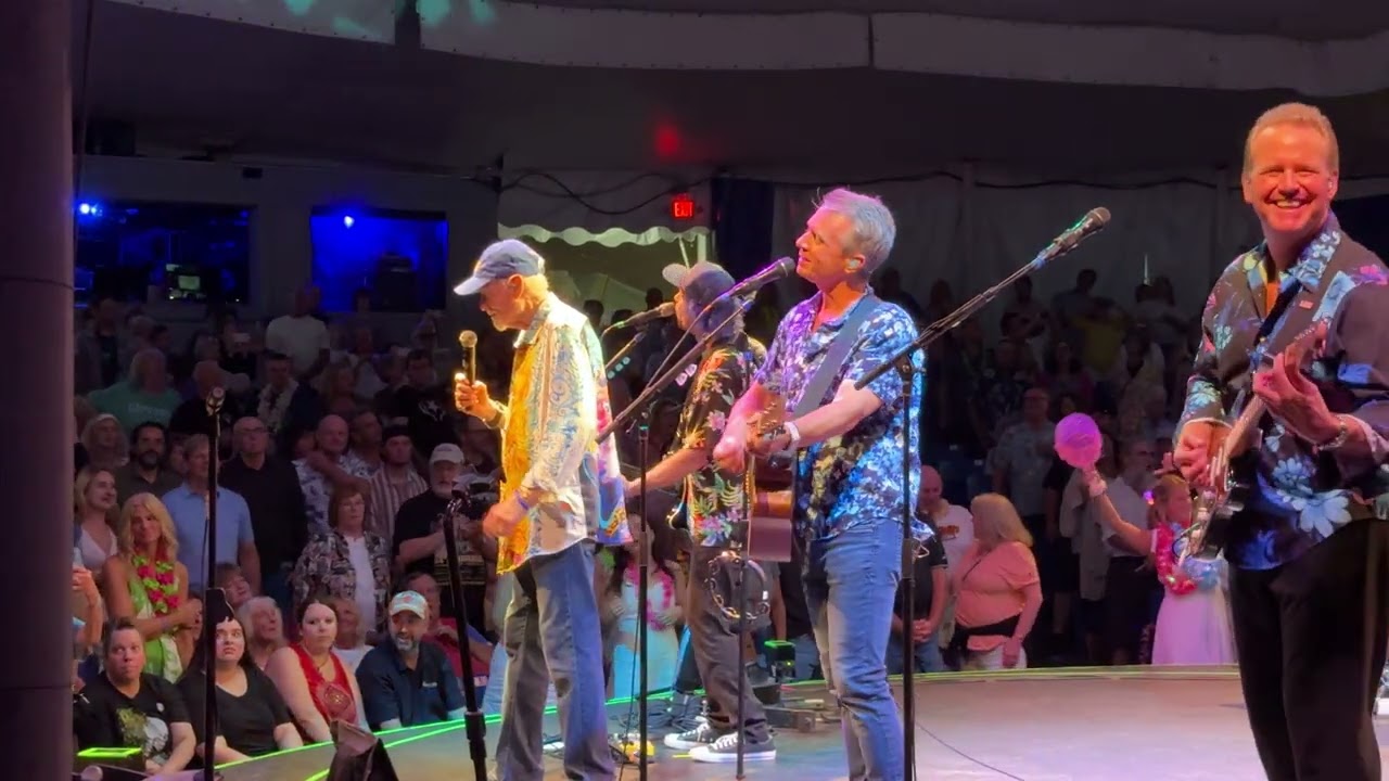 Kokomo - The Beach Boys (Hyannis, MA 6/28/2025)