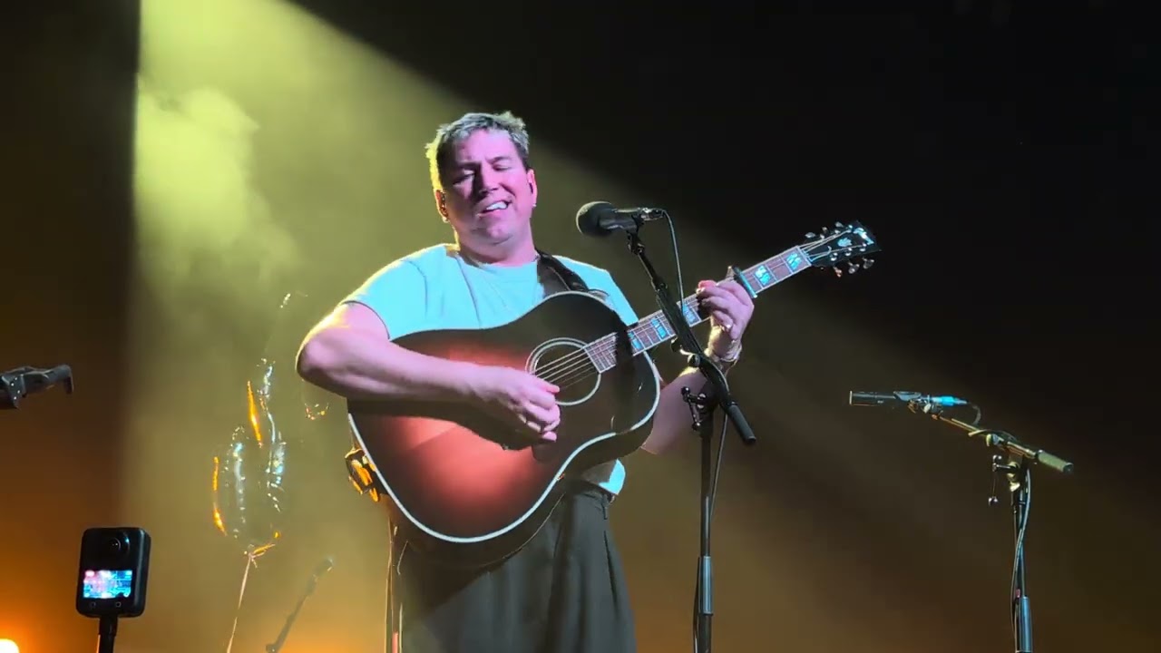 The Mary Wallopers - Glasgow, Barrowland Ballroom 21.12.2025 - Workers Song