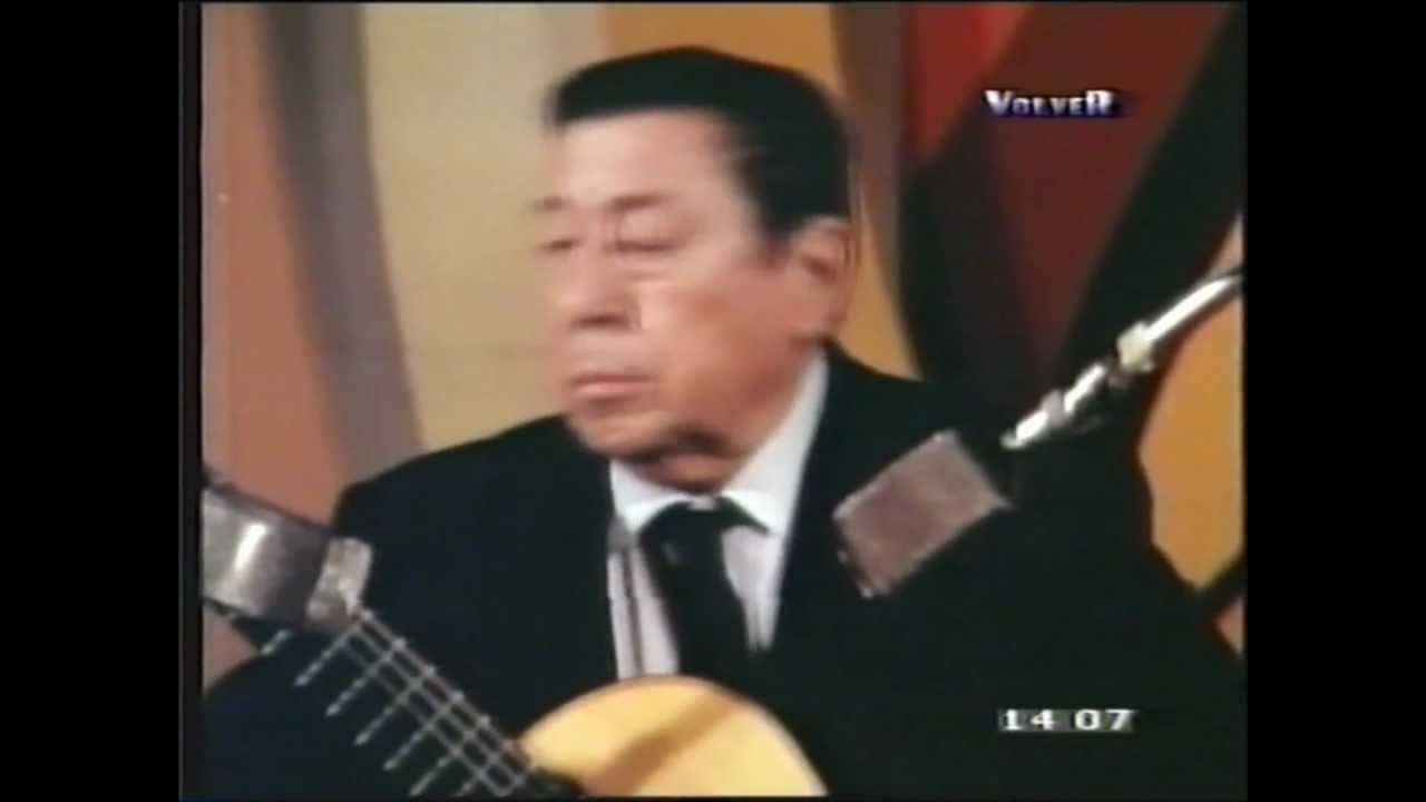 Atahualpa Yupanqui interpreta 