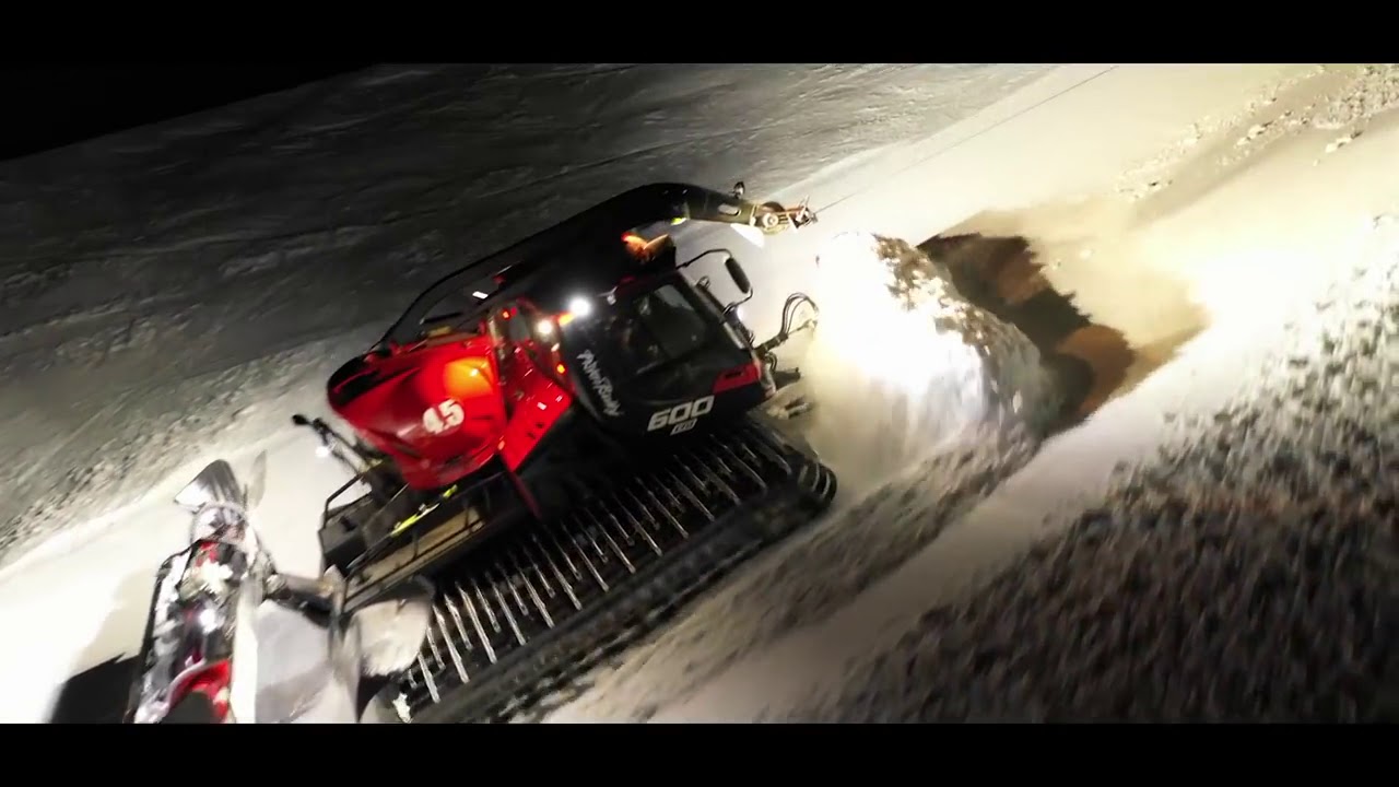 NIGHT I PISTEN BULLY X8 I LTD 600 treuil I SAINT GERVAIS   MONT BL