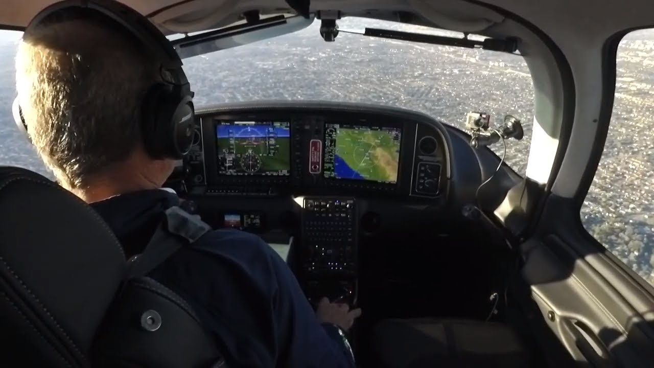 Cirrus SR 22T Gen 6 IFR Approach to KSNA