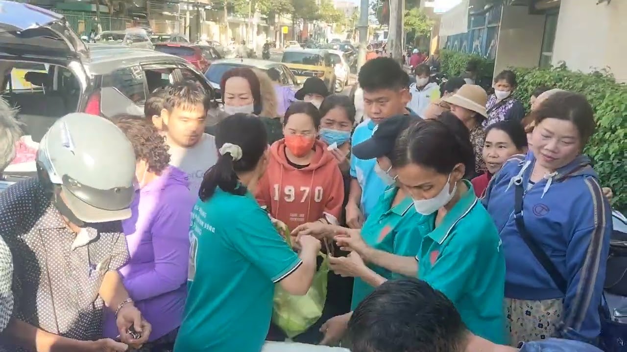 Tập 144 M T Q cô Kim phước ở Mỹ ủng hộ 200 hộp cơm cho bệnh viện tỉnh Khánh Hòa nhiều sức khỏe 