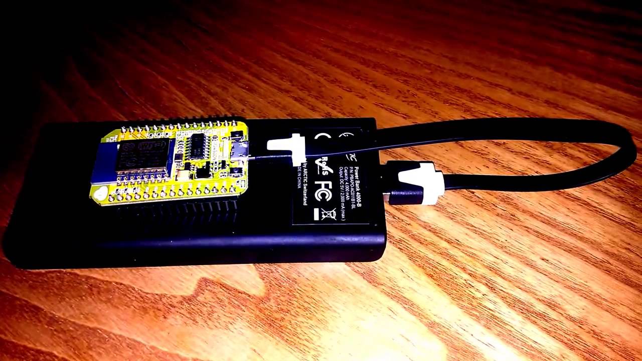 NodeMCU v0.9 with Arduino firmware and basic Blink sketch from Banggood