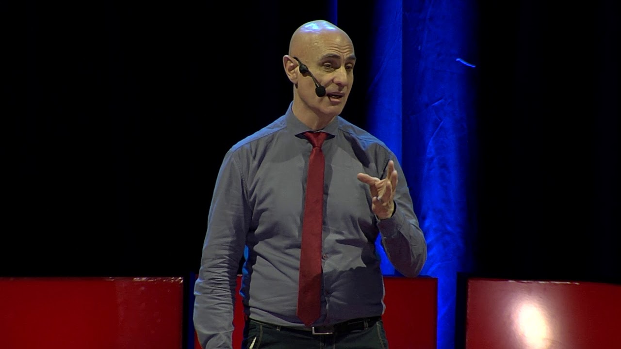 La odisea de construir un satélite en Argentina | Jorge Medina | TEDxCordoba