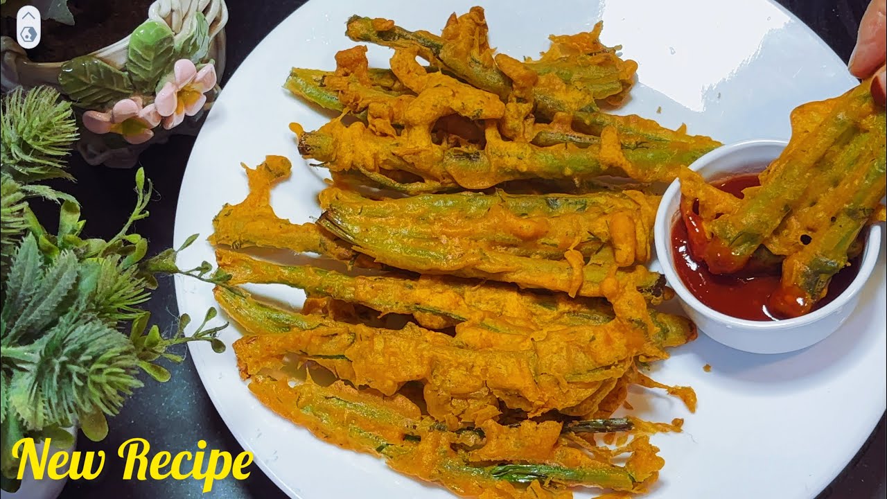 Ramzan Special Super Crispy New Pakora Recipe | Hari pyaz Ke Pakoday | Spring Onion Fritters | Iftar