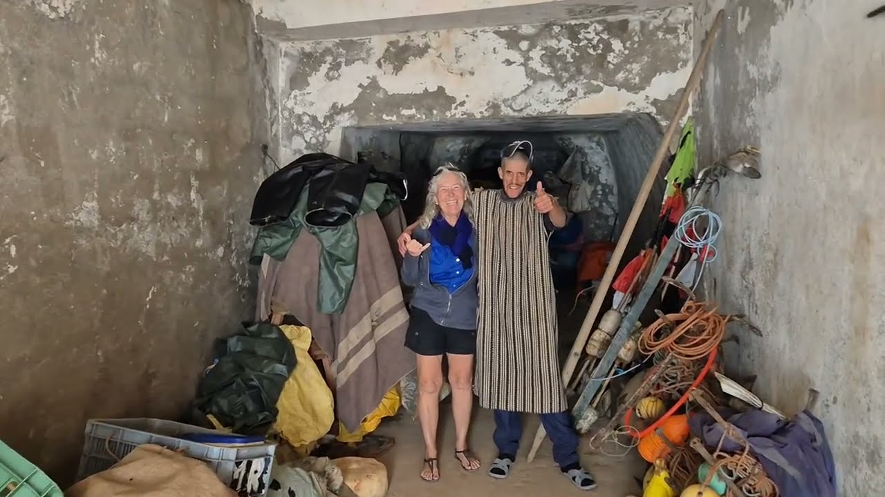 Road trip Marocain en camping car.Maisons troglodytes d’Aglou : une histoire en train de disparaître