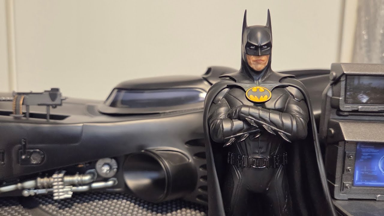 Batmobile Batmóvel Iron Studios 1/10 Deluxe Unboxing Review DC Comics Batman