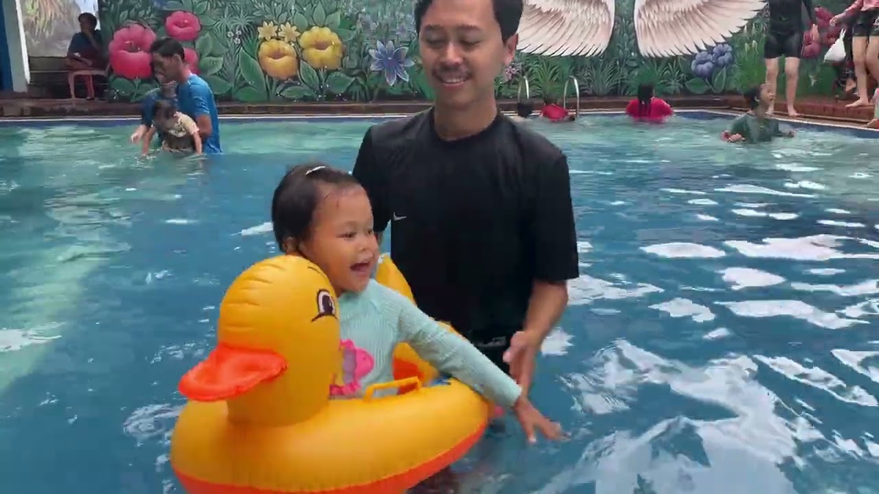 Kolam Renang Three Stars - Subang