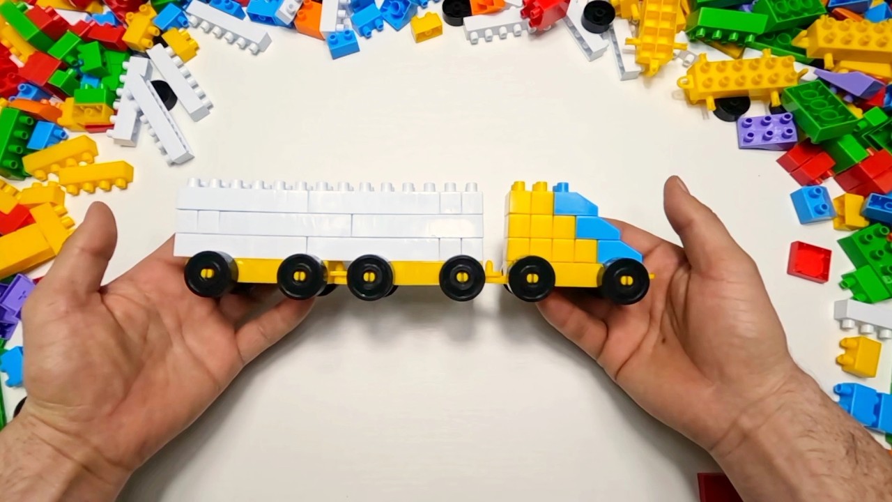 LEGO American 18 Wheeler Semi Truck Build  Realistic Big Rig MOC 🚛🇺🇸