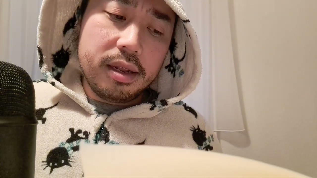 DUTCH ASMR - READING BOOK SOUNDS